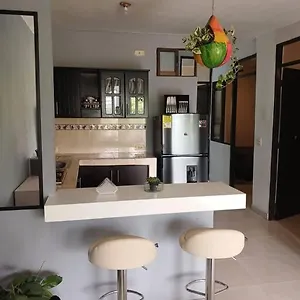 Apto 3 Alcobas, Segundo Piso Norte De , Cali Colombia
